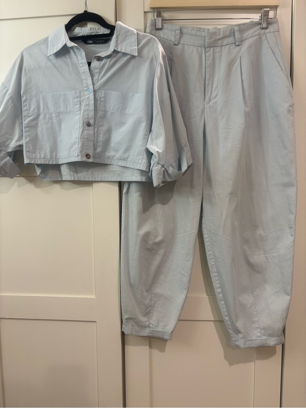 Zara Light Blue High-Waist Barrel Pants with Matching Cropped Button-Up Shirt, S